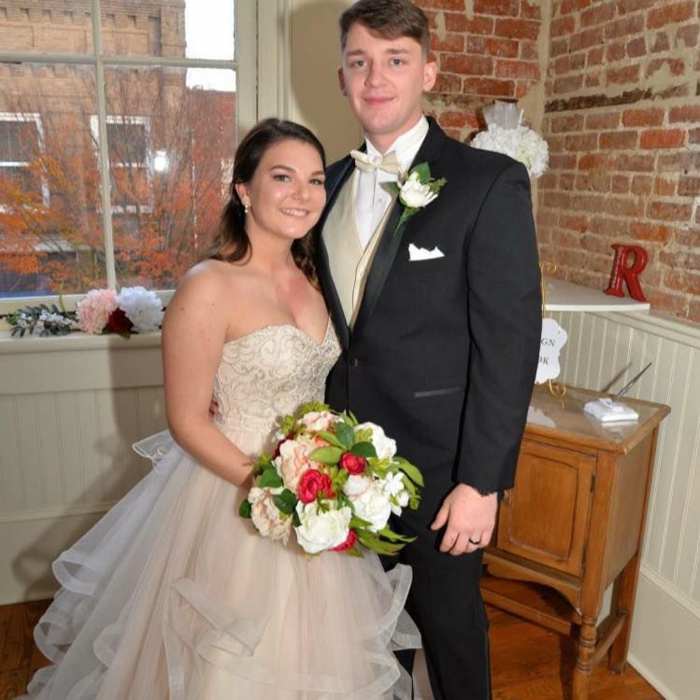 Meet your Posher, Ashlyn